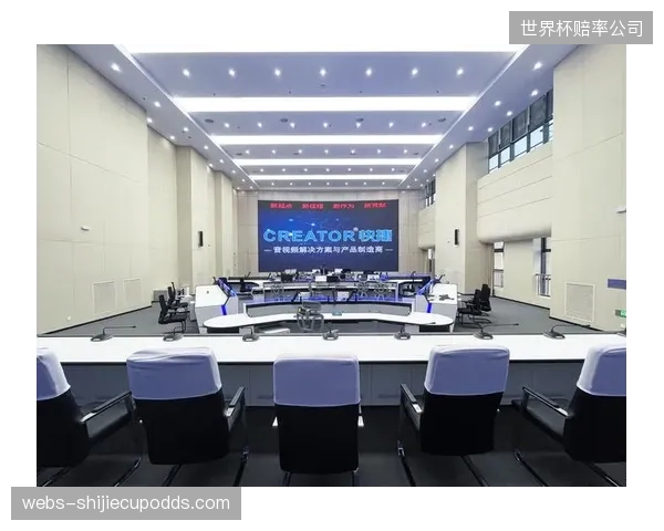 部分顶级转播商的现场声轨调度失误暴露了底层音视频时钟长期不同步的系统性痼疾